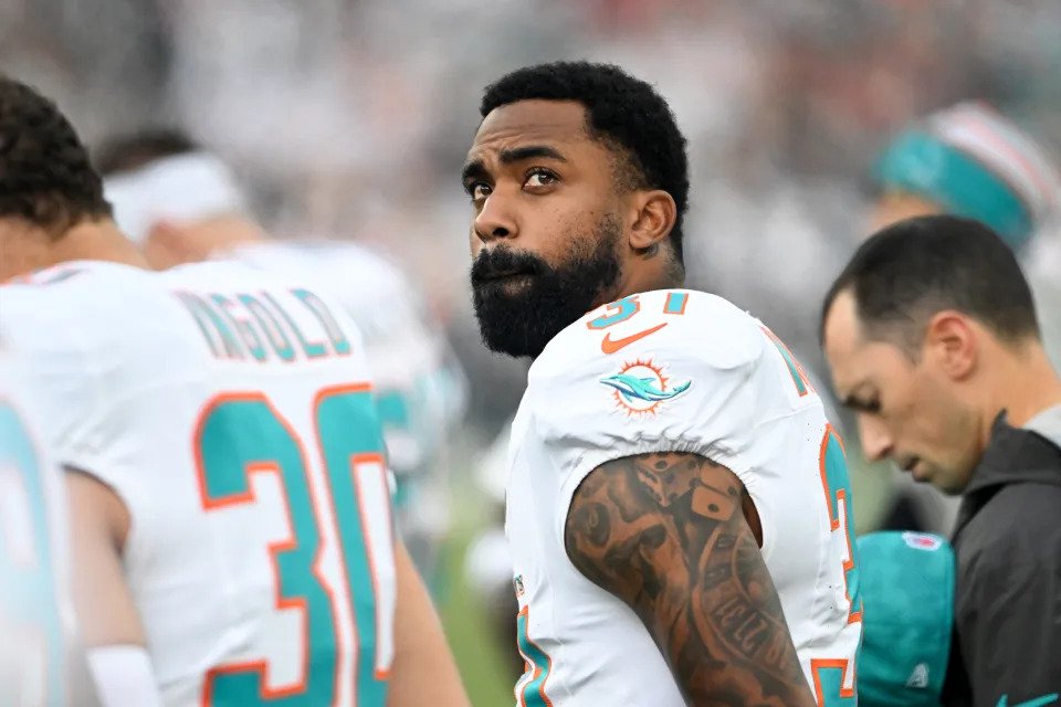 Raheem Mostert appears to be displeased with how his own Dolphins tenure concluded. (Nick Cammett/Diamond Images via Getty Images)