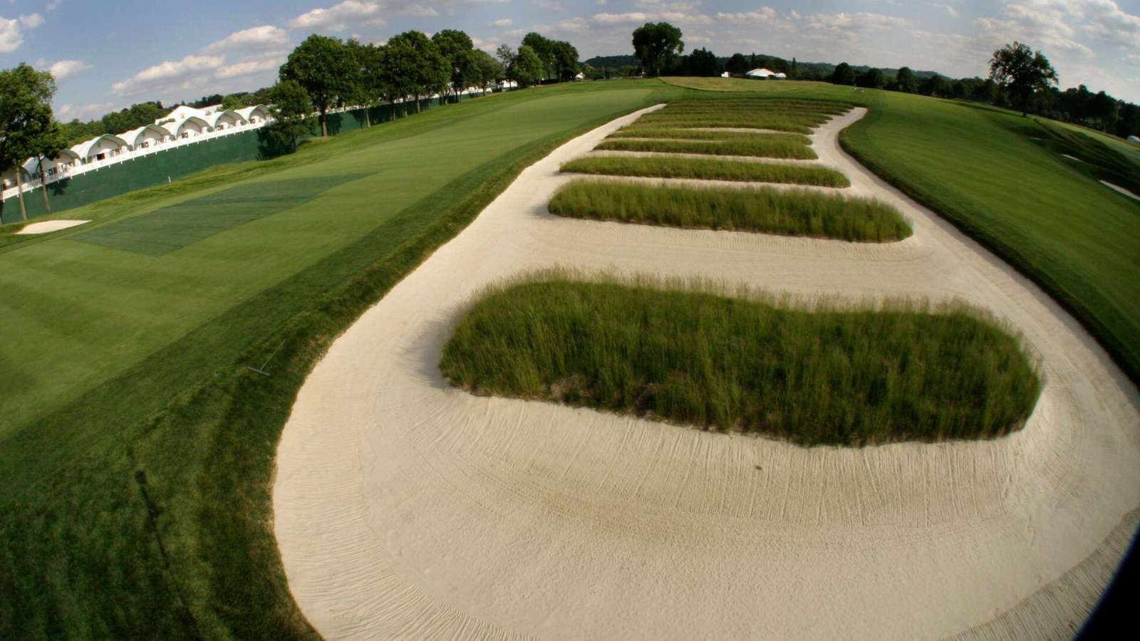 Oakmont's Church Pews